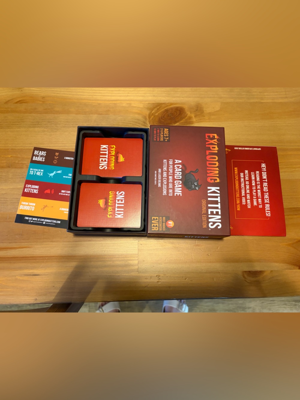 Exploding Kittens card game - Picture 3 of 3